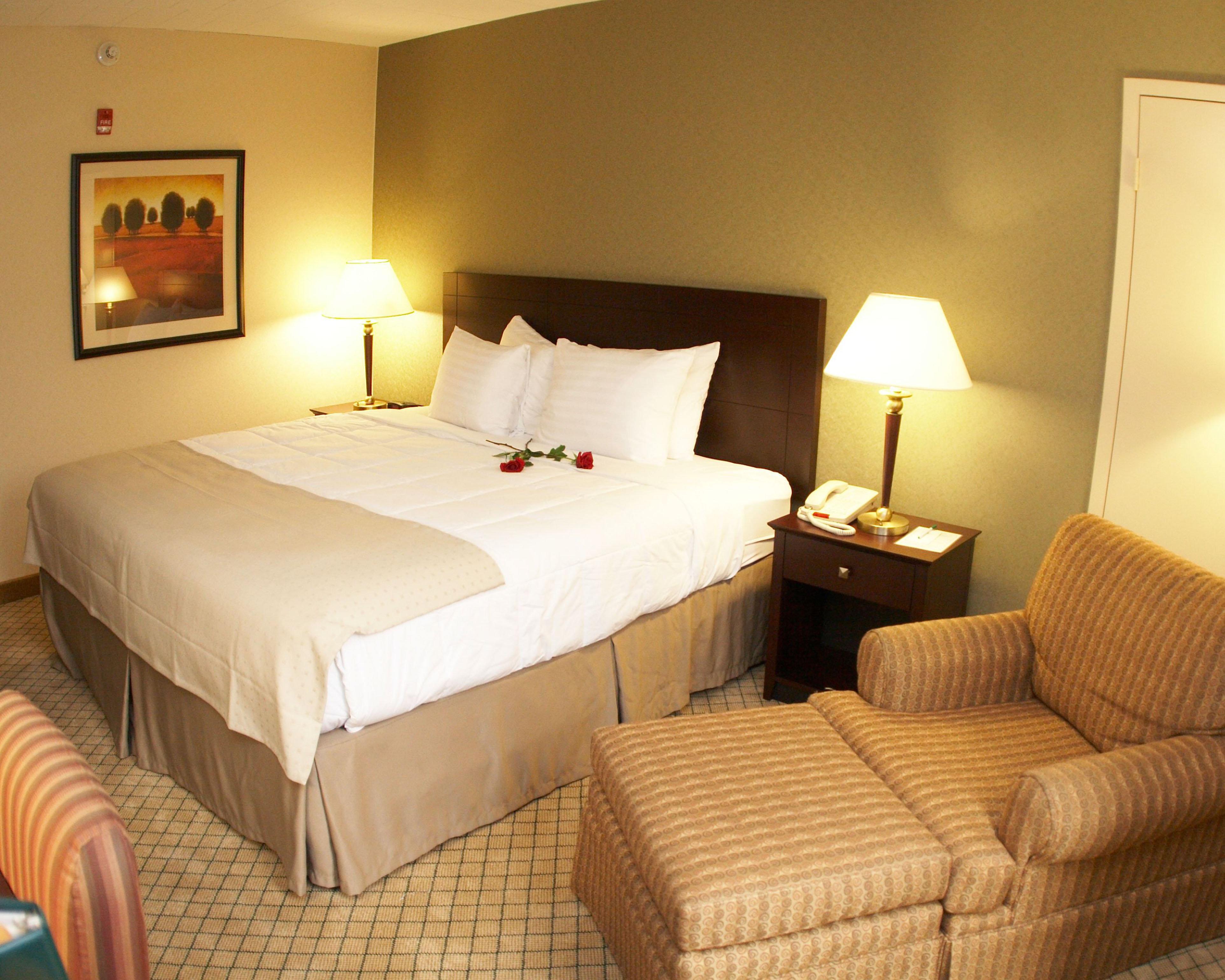 Armoni Inn & Suites Orangeburg الغرفة الصورة