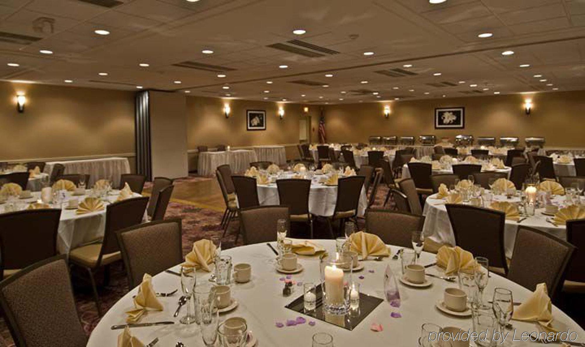 Armoni Inn & Suites Orangeburg المطعم الصورة